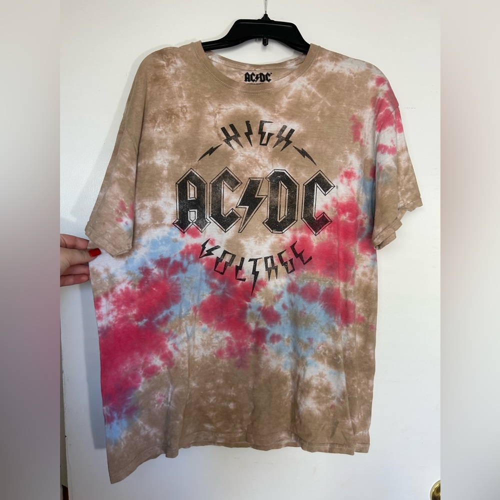 AC/DC Tan and White Graphic Tee